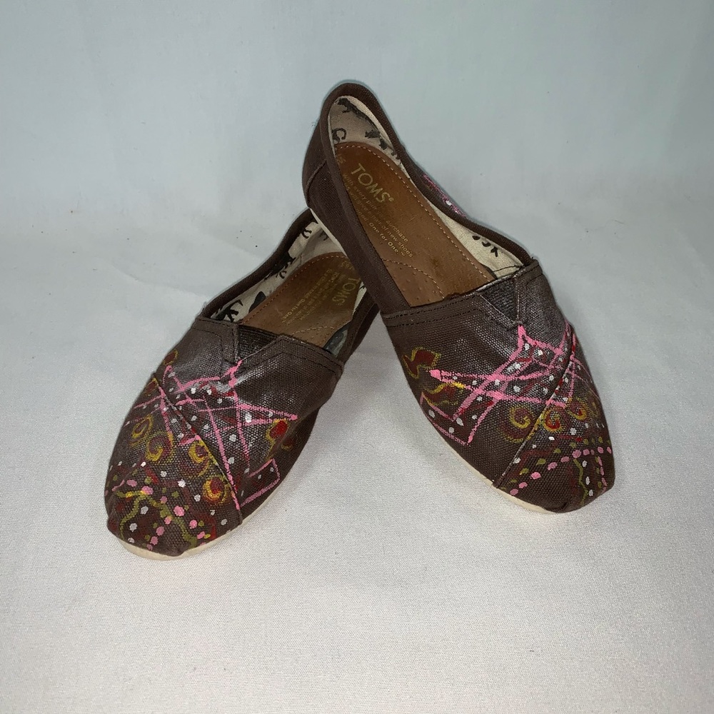 TOMS Shoes